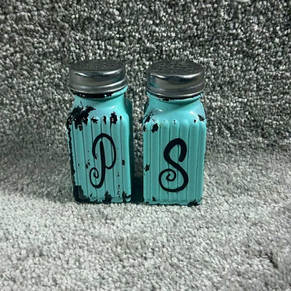 Turquoise Blue Distressed Salt Pepper Shaker Set Farmhouse Kitchen